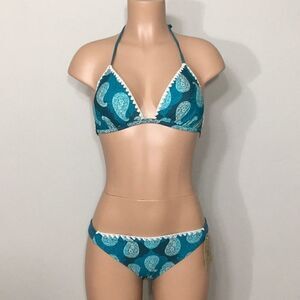Push-up Paisley bikini set. Large. NWT